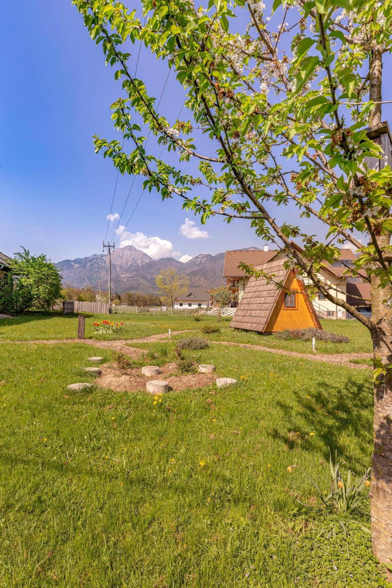 Glamping Mohorjev Grunt Preddvor Exterior foto